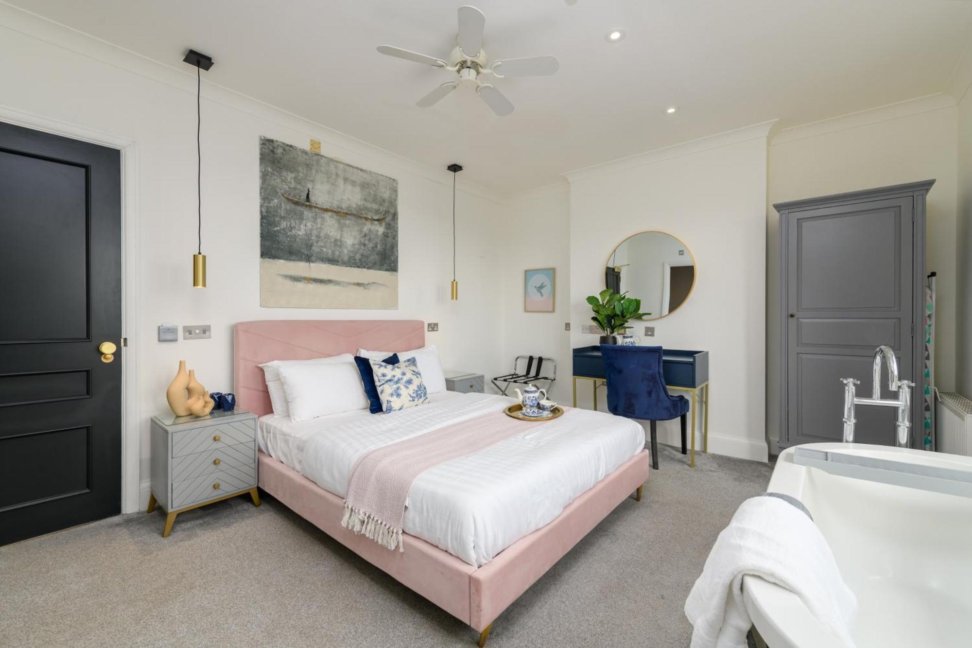 Holm House - Luxury Seaside Retreat Penarth Εξωτερικό φωτογραφία