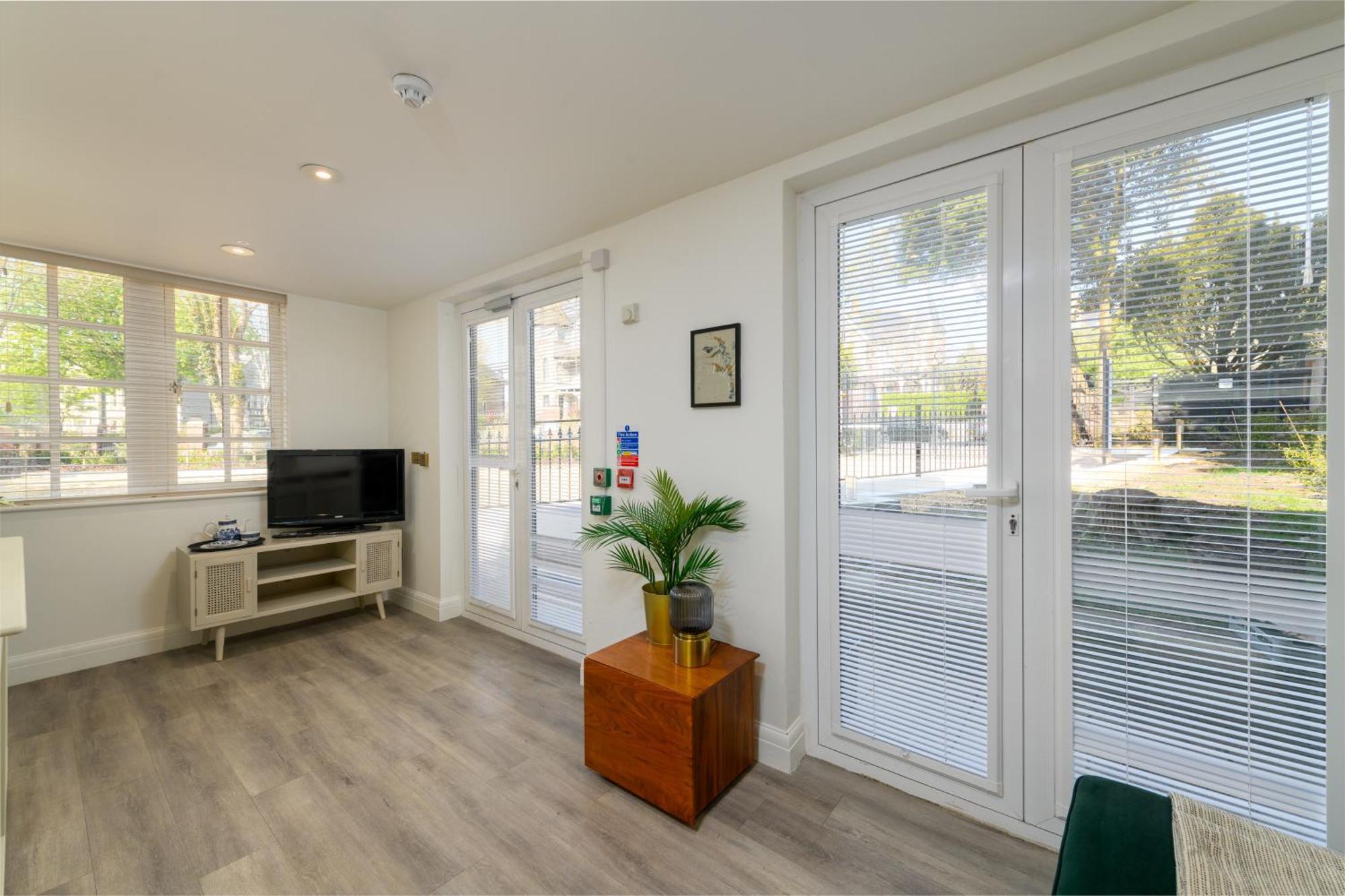 Holm House - Luxury Seaside Retreat Penarth Εξωτερικό φωτογραφία