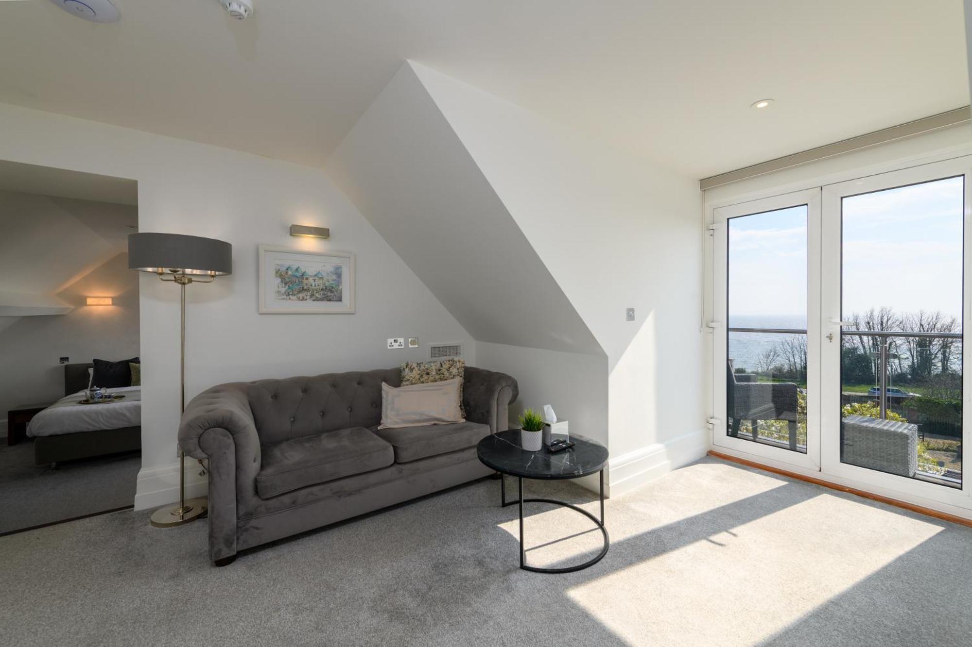 Holm House - Luxury Seaside Retreat Penarth Εξωτερικό φωτογραφία