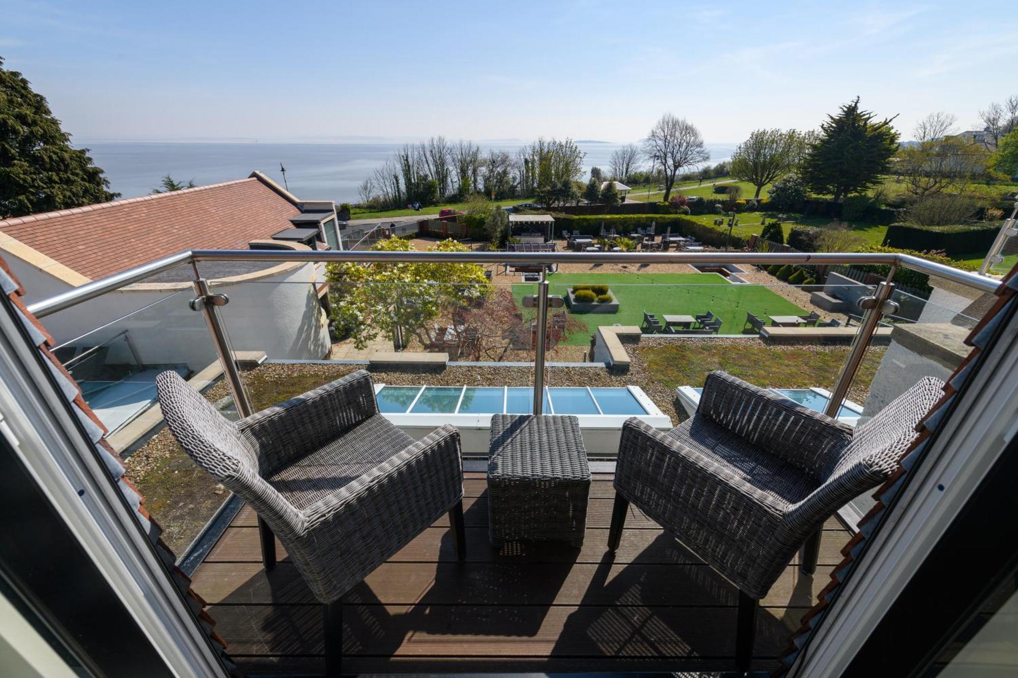 Holm House - Luxury Seaside Retreat Penarth Εξωτερικό φωτογραφία