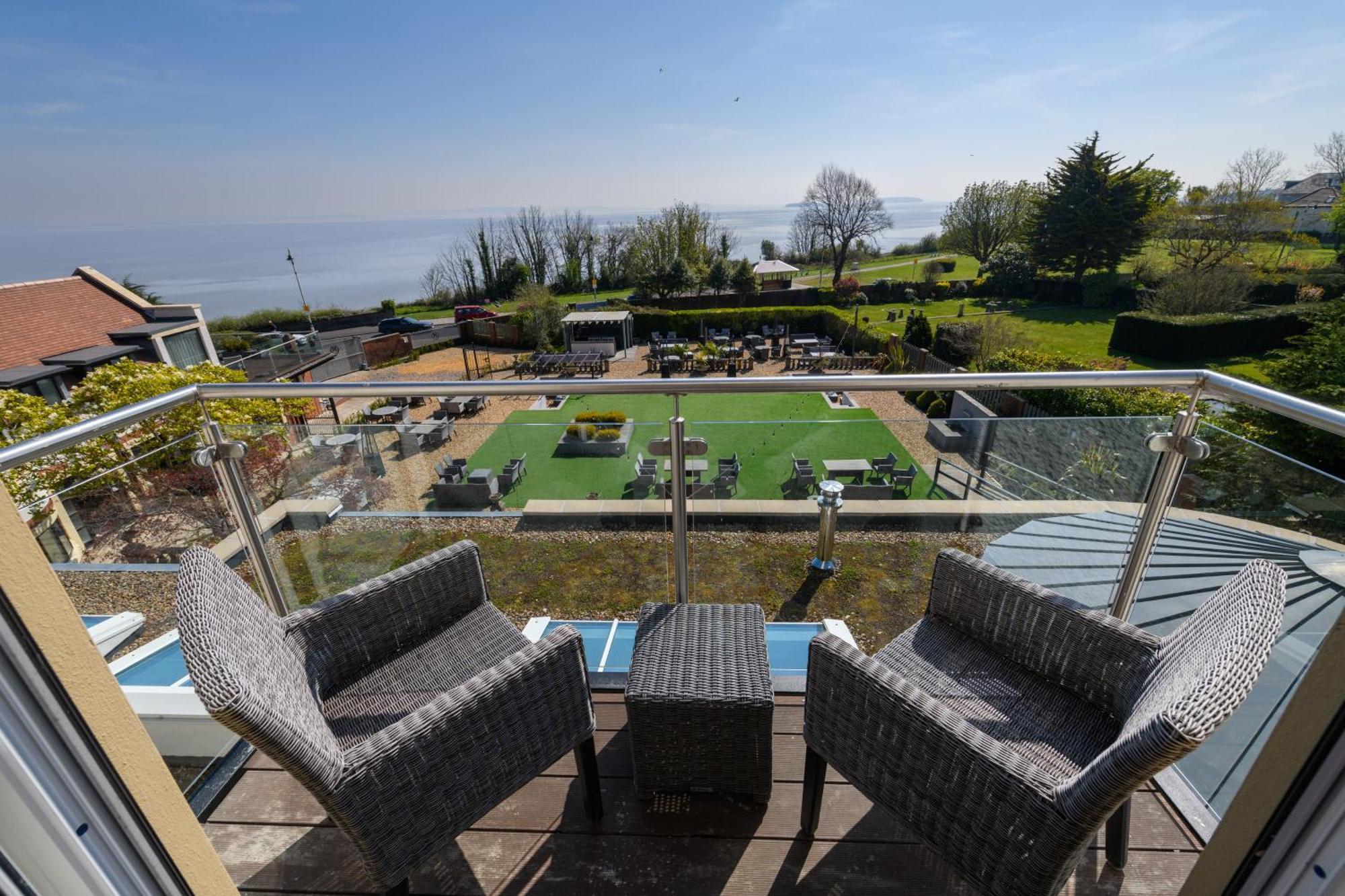 Holm House - Luxury Seaside Retreat Penarth Εξωτερικό φωτογραφία