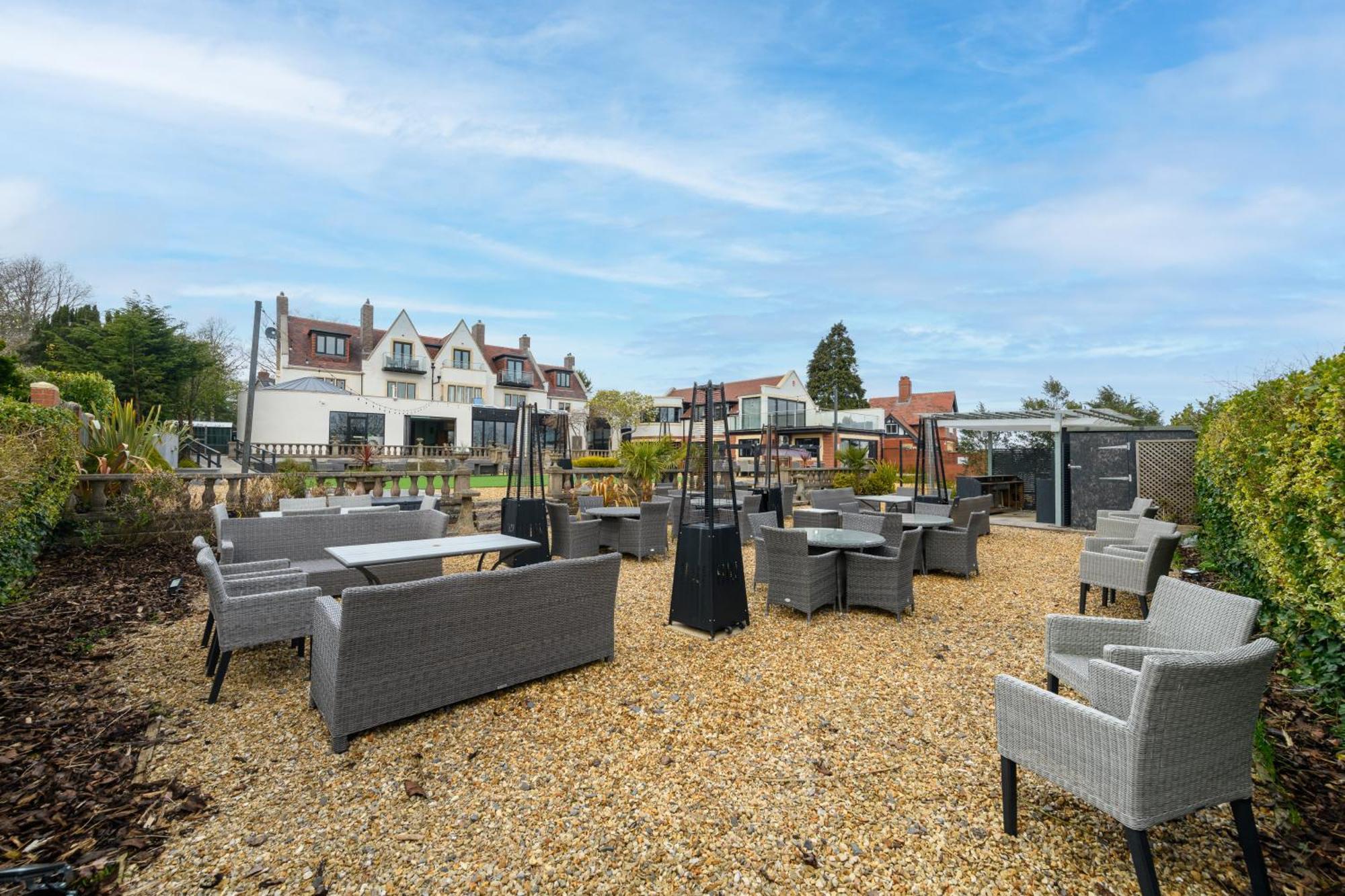 Holm House - Luxury Seaside Retreat Penarth Εξωτερικό φωτογραφία